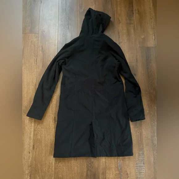 Lululemon rain coat/trench - 19” ptp - Picture 4 of 9
